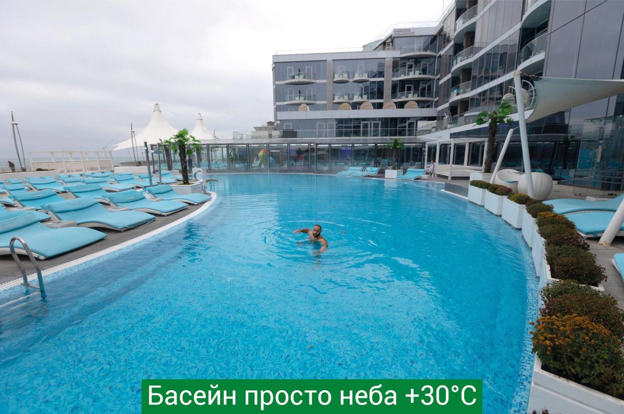 นีโม โฮเต็ล รีสอร์ต แอนด์ สปา Hotel โอเดสซา ภายนอก รูปภาพ The pool at the spa